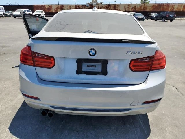 Photo 5 VIN: WBA3C1C54DF439865 - BMW 328 I SULE 