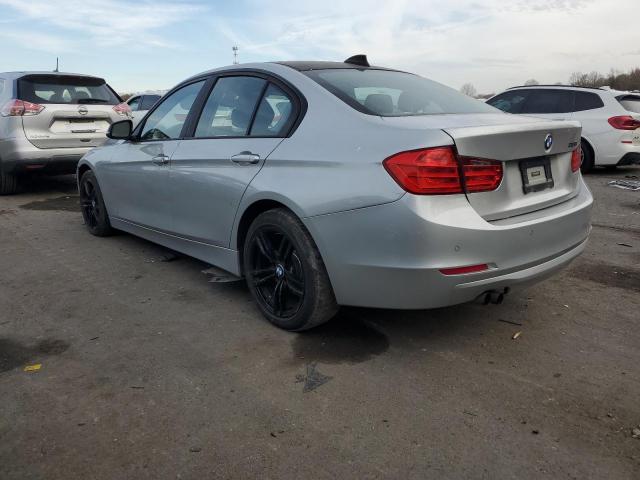 Photo 1 VIN: WBA3C1C54DF442216 - BMW 328 I SULE 