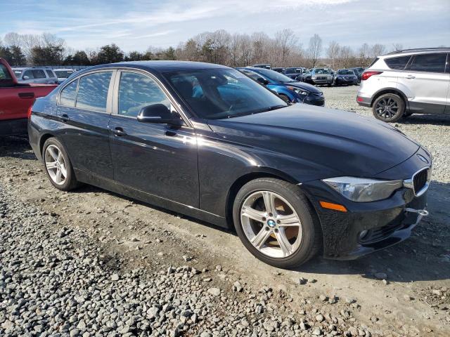 Photo 3 VIN: WBA3C1C54DK105004 - BMW 3 SERIES 