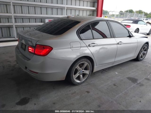 Photo 3 VIN: WBA3C1C54DK105018 - BMW 328I 