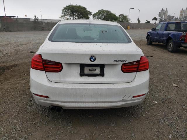 Photo 5 VIN: WBA3C1C55CA696707 - BMW 3 SERIES 