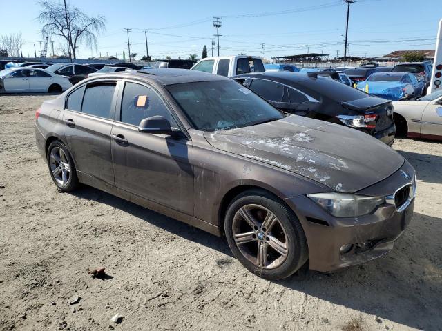 Photo 3 VIN: WBA3C1C55CA696948 - BMW 3 SERIES 