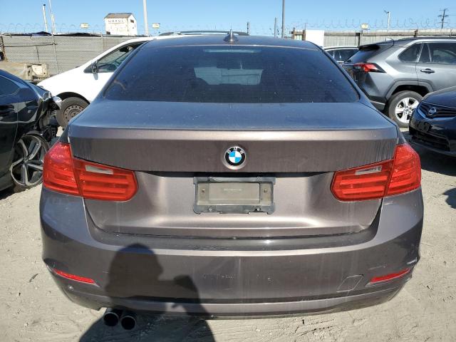 Photo 5 VIN: WBA3C1C55CA696948 - BMW 3 SERIES 