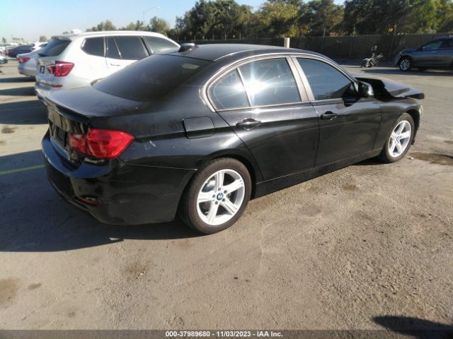 Photo 3 VIN: WBA3C1C55CF430347 - BMW 328I 