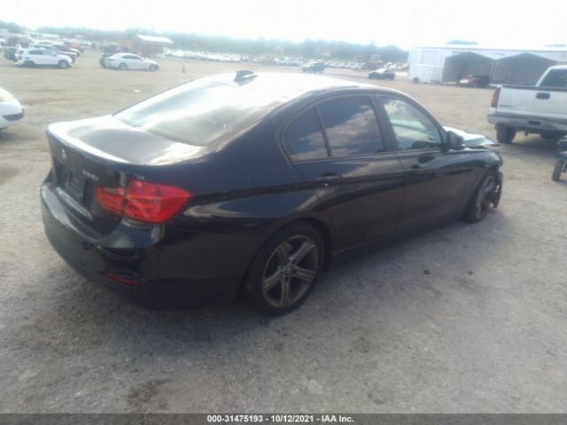 Photo 3 VIN: WBA3C1C55DF438269 - BMW 3 