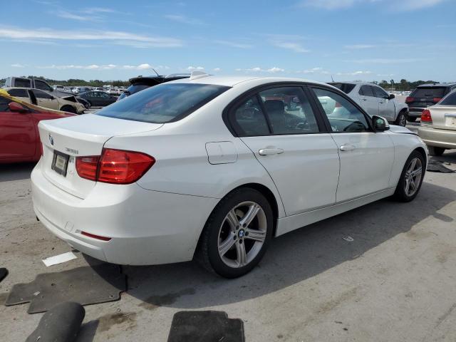 Photo 2 VIN: WBA3C1C55DF440510 - BMW 328 I SULE 