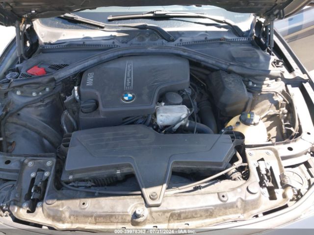 Photo 9 VIN: WBA3C1C55FK122199 - BMW 328I 