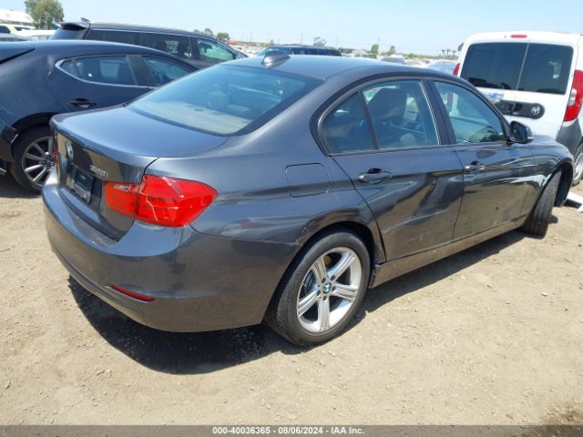 Photo 3 VIN: WBA3C1C55FK122221 - BMW 328I 