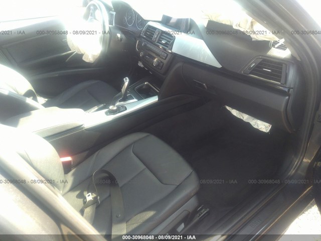 Photo 4 VIN: WBA3C1C55FP851256 - BMW 3 