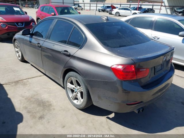 Photo 2 VIN: WBA3C1C56CF431894 - BMW 328I 