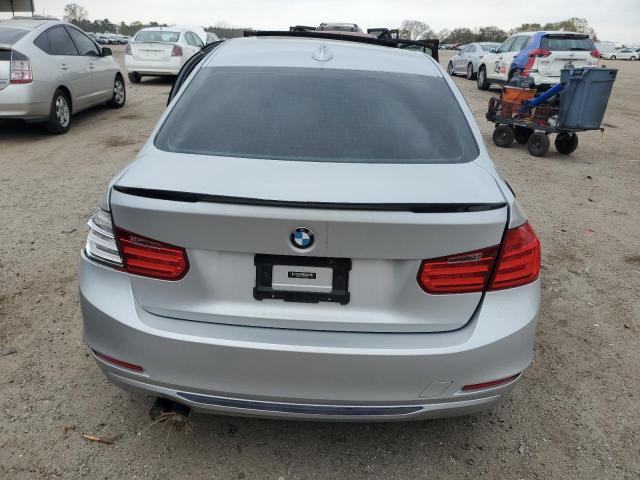 Photo 5 VIN: WBA3C1C56CF432785 - BMW 3 SERIES 