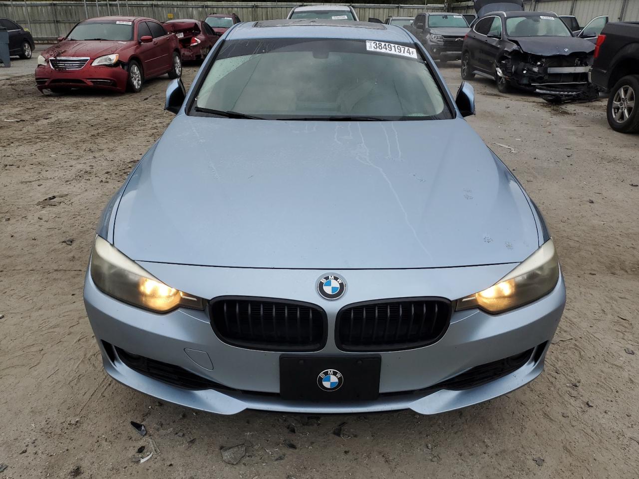 Photo 4 VIN: WBA3C1C56DF435462 - BMW 3ER 