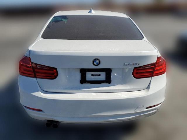 Photo 5 VIN: WBA3C1C56DF438412 - BMW 3 SERIES 