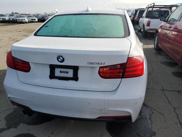 Photo 5 VIN: WBA3C1C56DF443335 - BMW 3 SERIES 