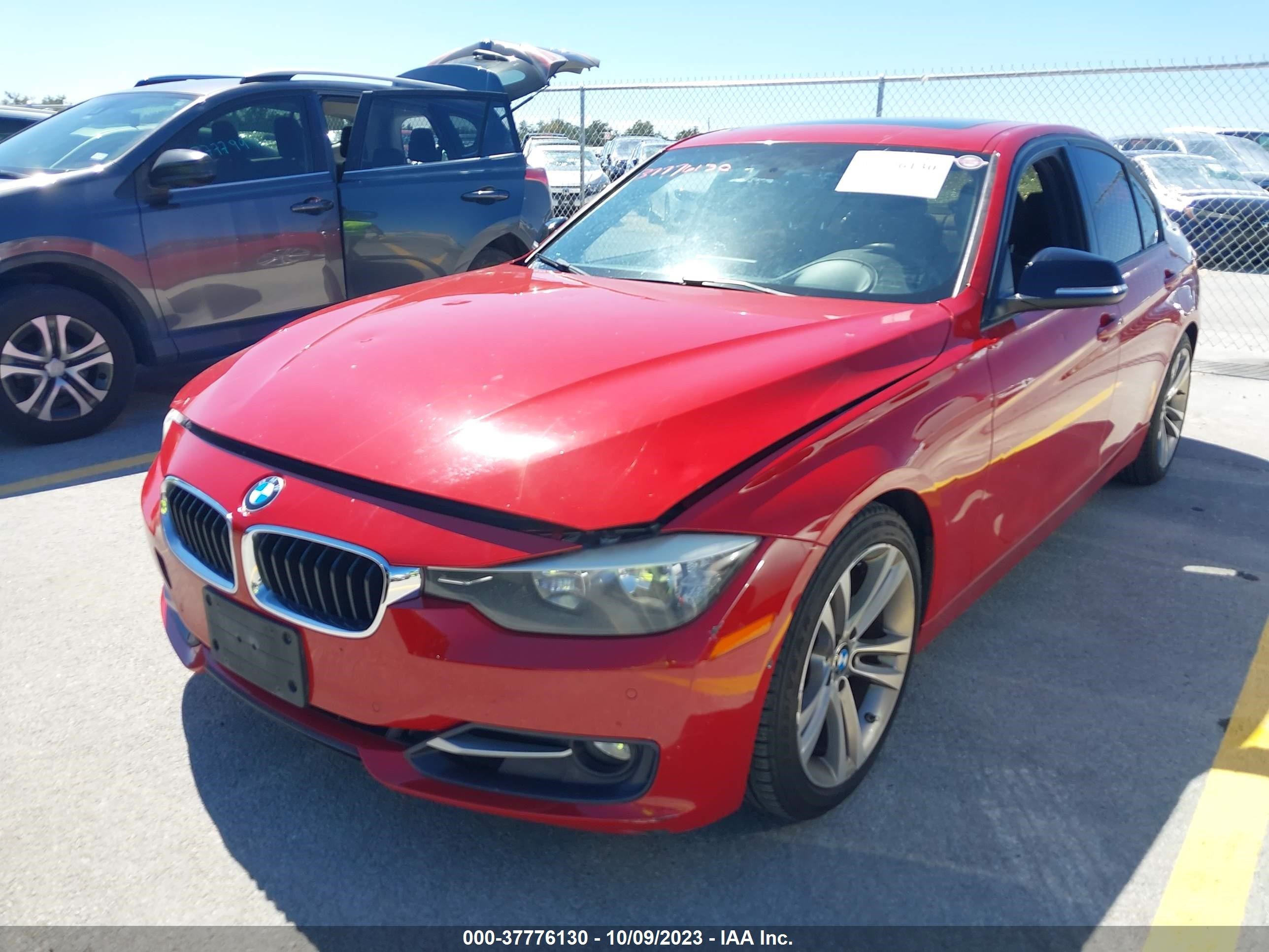 Photo 1 VIN: WBA3C1C56DF443870 - BMW 3ER 