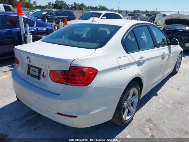 Photo 3 VIN: WBA3C1C56EK110142 - BMW 328I 