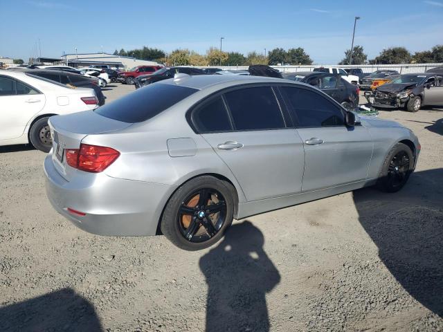 Photo 2 VIN: WBA3C1C57DF436443 - BMW 328 I SULE 