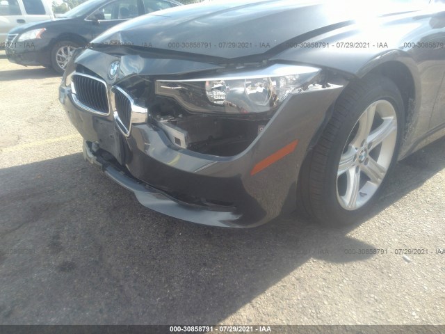 Photo 5 VIN: WBA3C1C57FK118588 - BMW 3 