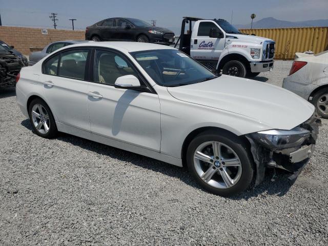 Photo 3 VIN: WBA3C1C57FK120213 - BMW 3 SERIES 