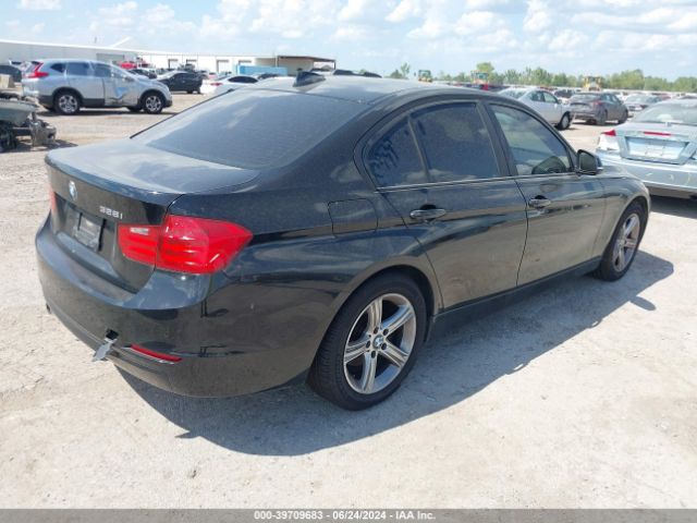 Photo 3 VIN: WBA3C1C57FK121863 - BMW 328I 