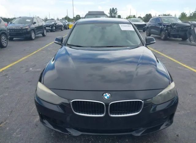 Photo 5 VIN: WBA3C1C57FP853560 - BMW 3 SERIES 