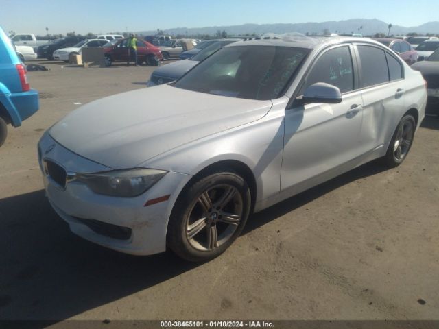 Photo 1 VIN: WBA3C1C58CF433663 - BMW 328I 