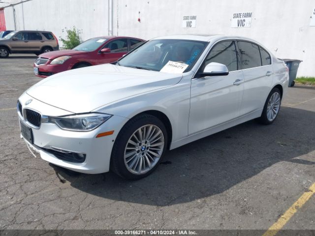 Photo 1 VIN: WBA3C1C58CF434103 - BMW 328I 