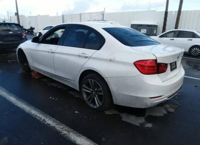 Photo 2 VIN: WBA3C1C58DF441036 - BMW 3 SERIES 