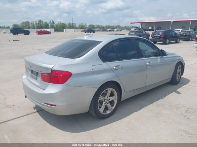 Photo 3 VIN: WBA3C1C58FK120401 - BMW 328I 