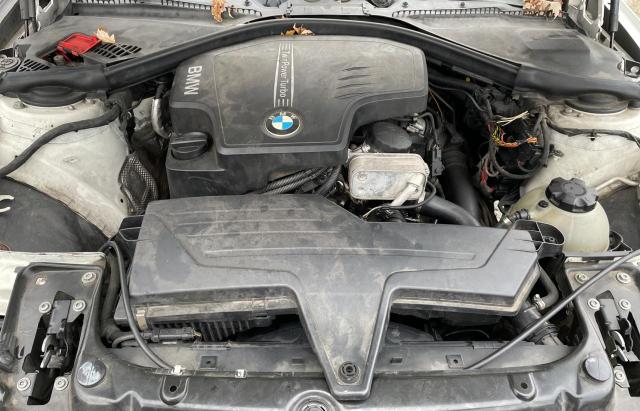 Photo 6 VIN: WBA3C1C58FP853406 - BMW 3 SERIES 