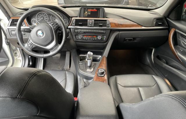 Photo 8 VIN: WBA3C1C58FP853406 - BMW 3 SERIES 