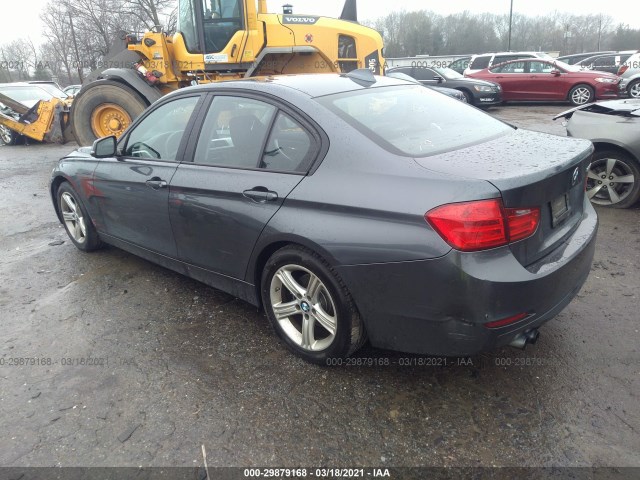 Photo 2 VIN: WBA3C1C59DF436427 - BMW 3 