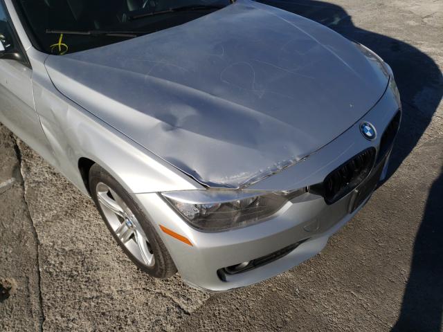 Photo 8 VIN: WBA3C1C59DF438047 - BMW 3 