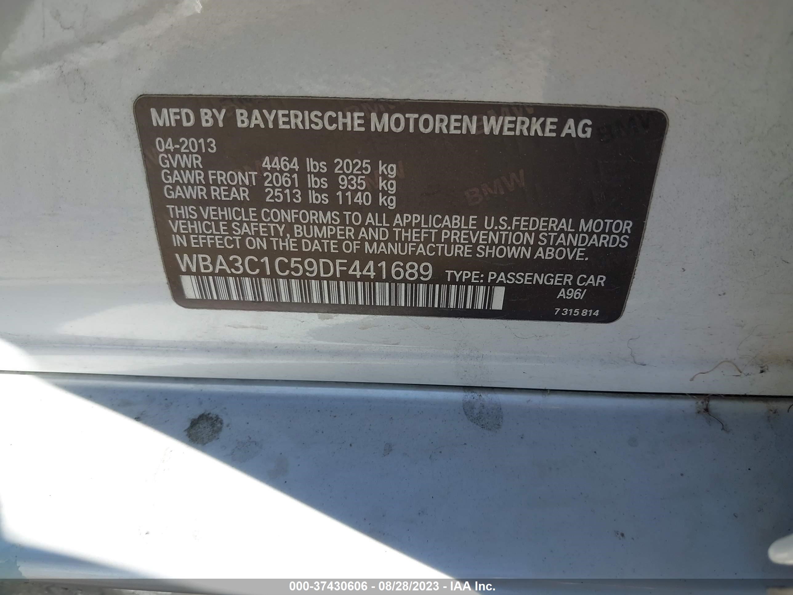 Photo 8 VIN: WBA3C1C59DF441689 - BMW 3ER 