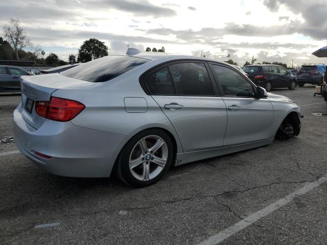 Photo 2 VIN: WBA3C1C59EK109292 - BMW 3 SERIES 