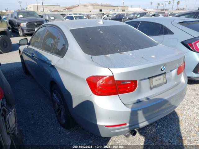 Photo 2 VIN: WBA3C1C59FK120696 - BMW 328I 