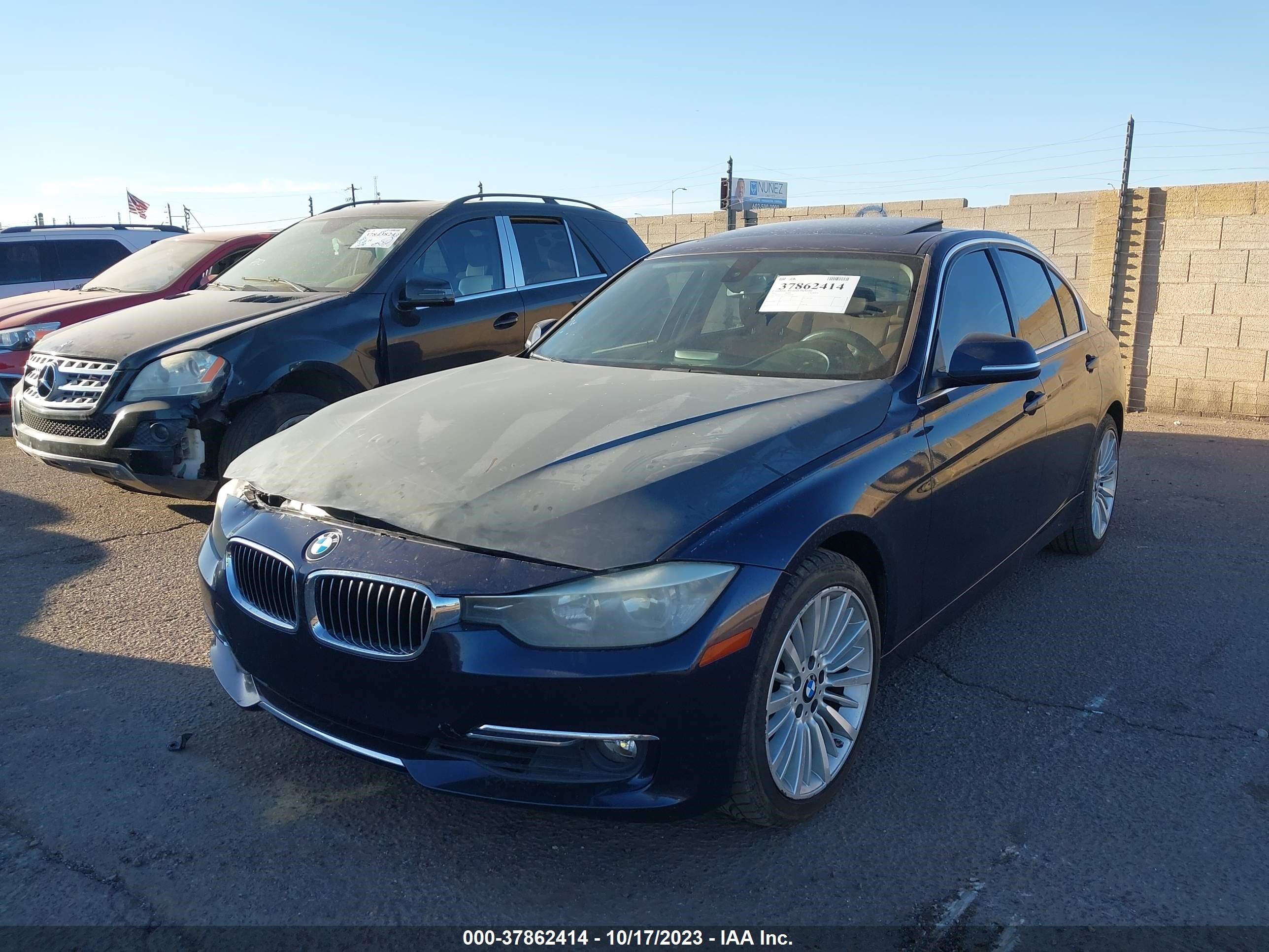 Photo 1 VIN: WBA3C1C5XCF430540 - BMW 3ER 