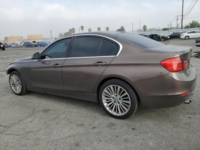 Photo 1 VIN: WBA3C1C5XCF433261 - BMW 3 SERIES 