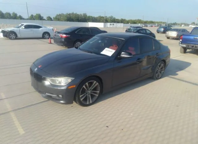 Photo 1 VIN: WBA3C1C5XCF433907 - BMW 3 SERIES 