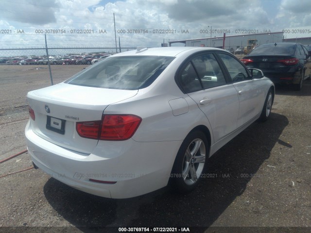 Photo 3 VIN: WBA3C1C5XDK104262 - BMW 3 