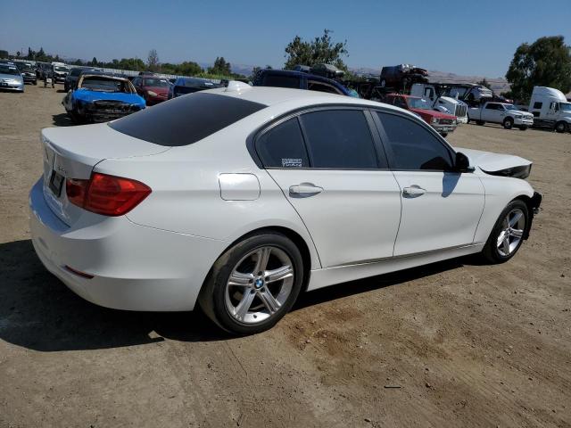 Photo 2 VIN: WBA3C1C5XEK106434 - BMW 3 SERIES 