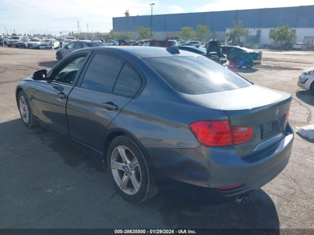 Photo 2 VIN: WBA3C1C5XEK106501 - BMW 328I 