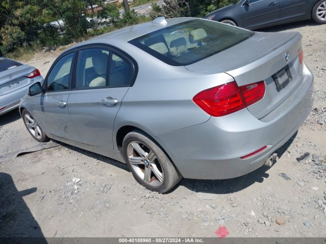 Photo 2 VIN: WBA3C1C5XFK119525 - BMW 328I 