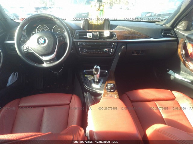 Photo 4 VIN: WBA3C1C5XFP853276 - BMW 3 