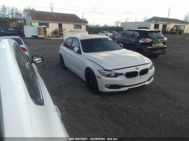 Photo 0 VIN: WBA3C1G53DNR48880 - BMW 328I 