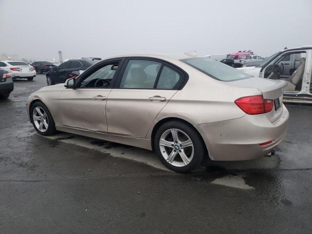 Photo 1 VIN: WBA3C1G54DNR46359 - BMW 3 SERIES 