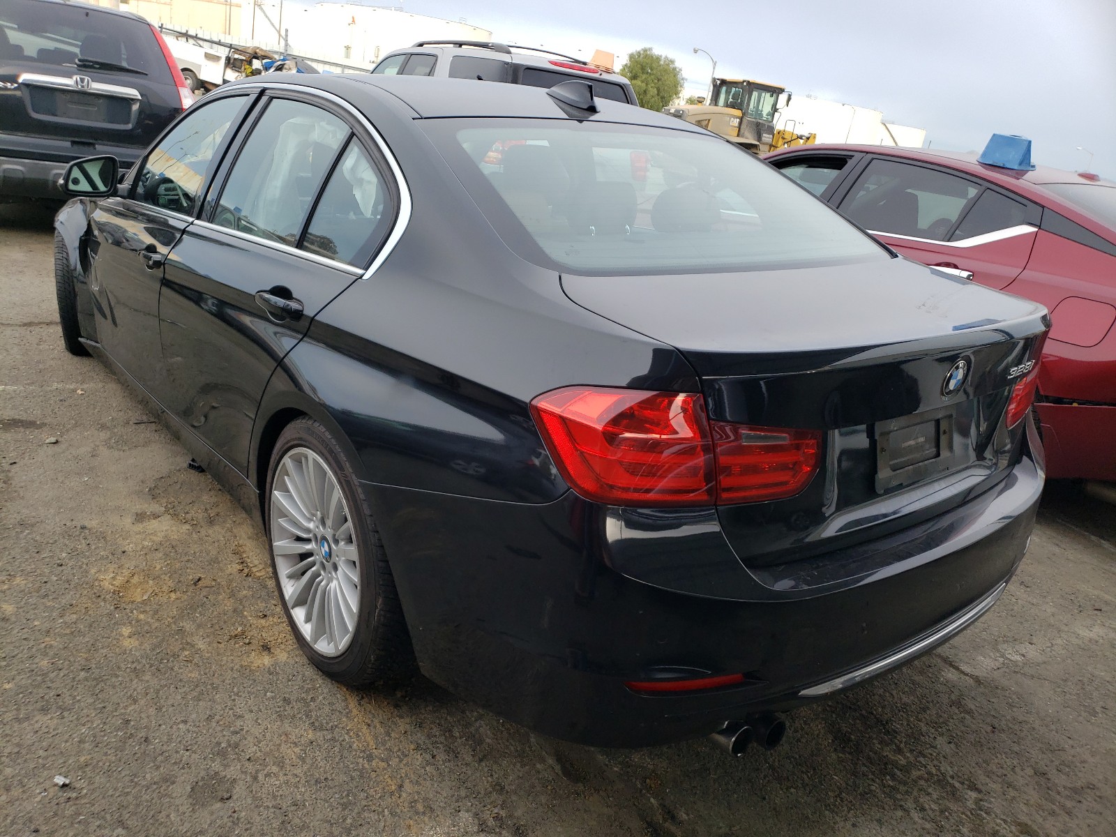 Photo 2 VIN: WBA3C1G55DNR45799 - BMW 328 I SULE 