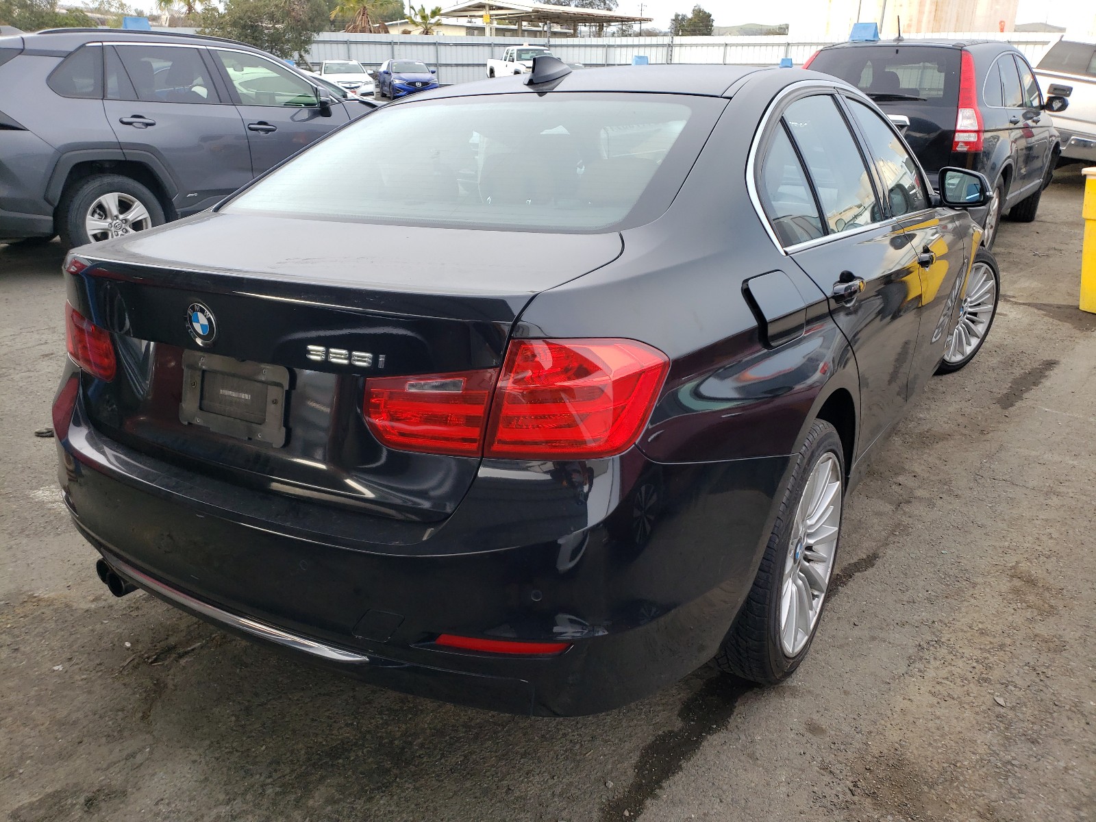 Photo 3 VIN: WBA3C1G55DNR45799 - BMW 328 I SULE 