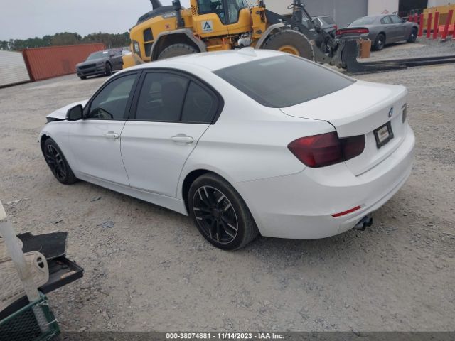 Photo 2 VIN: WBA3C1G57DNN93387 - BMW 328I 