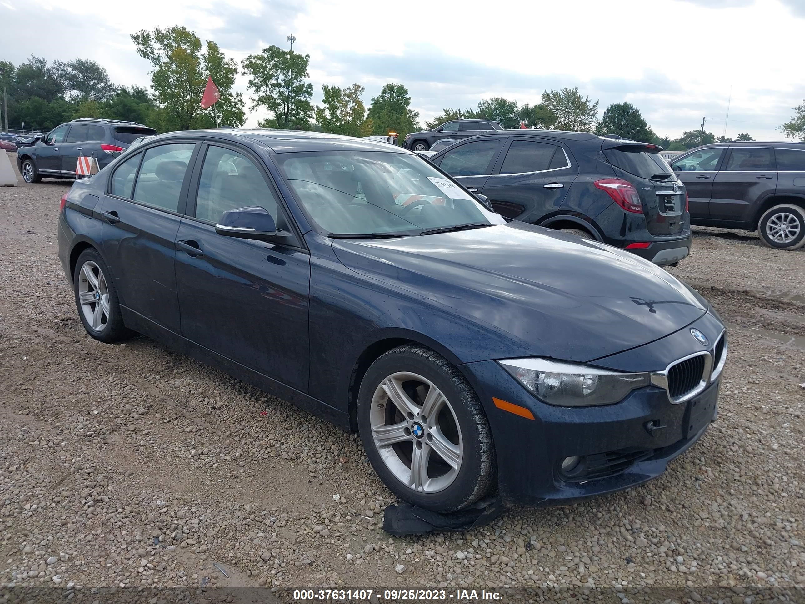 Photo 0 VIN: WBA3C1G58DNN93494 - BMW 3ER 